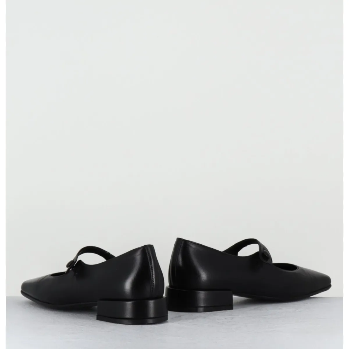 Chaussures | Ballerines^TO&CO Babies en cuir souple bout carré - JANE BLACK COWHIDE NOIR