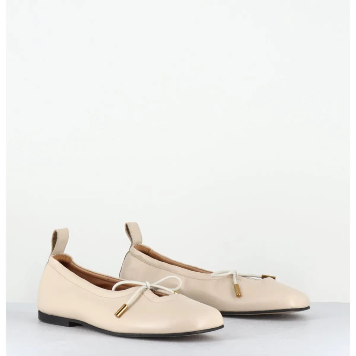 Chaussures | Ballerines^ALOHAS Ballerines à noeud en cuir souple crème - ROSALIND CREAM BALLET