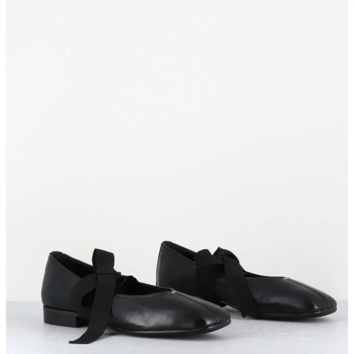 Chaussures | Ballerines^GARRICE LAB Ballerines 'chausson de danse' en cuir - CHESTER1 NAPPA NERO NOIR