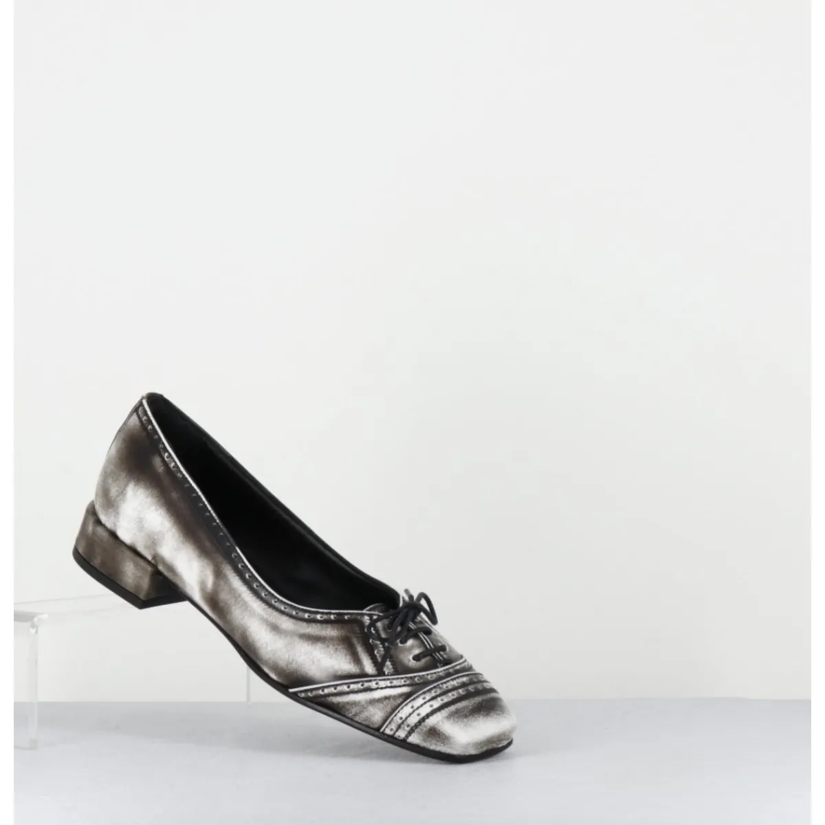 Chaussures | Ballerines^TO&CO Ballerines en cuir effet vintage petit lacet - FABIENE BORDOBA WHITE NOIR&BLANC