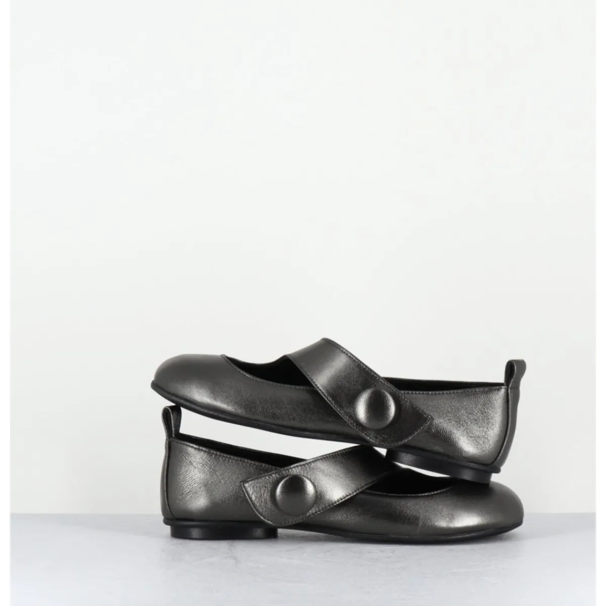 Chaussures | Ballerines^GARRICE LAB Ballerines japonisantes à bout rond en cuir métallisé - RINA LAMINATO ARGENTO ANTHRACITE