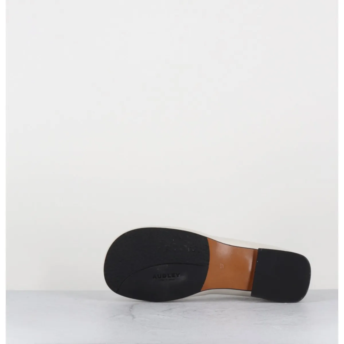 Chaussures | Ballerines^AUDLEY Ballerines minimalistes en cuir - PAOLA1 MARFIL NAPPA BLANC