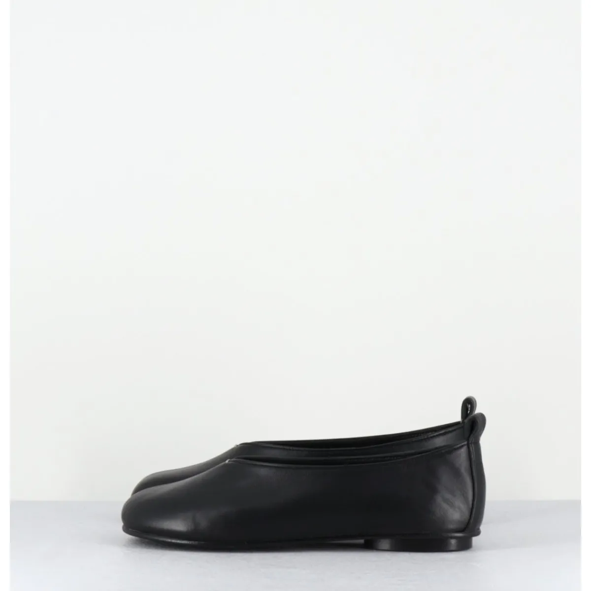 Chaussures | Ballerines^GARRICE LAB Ballerines minimalistes en cuir souple - LESTER1 NAPPA NERO NOIR