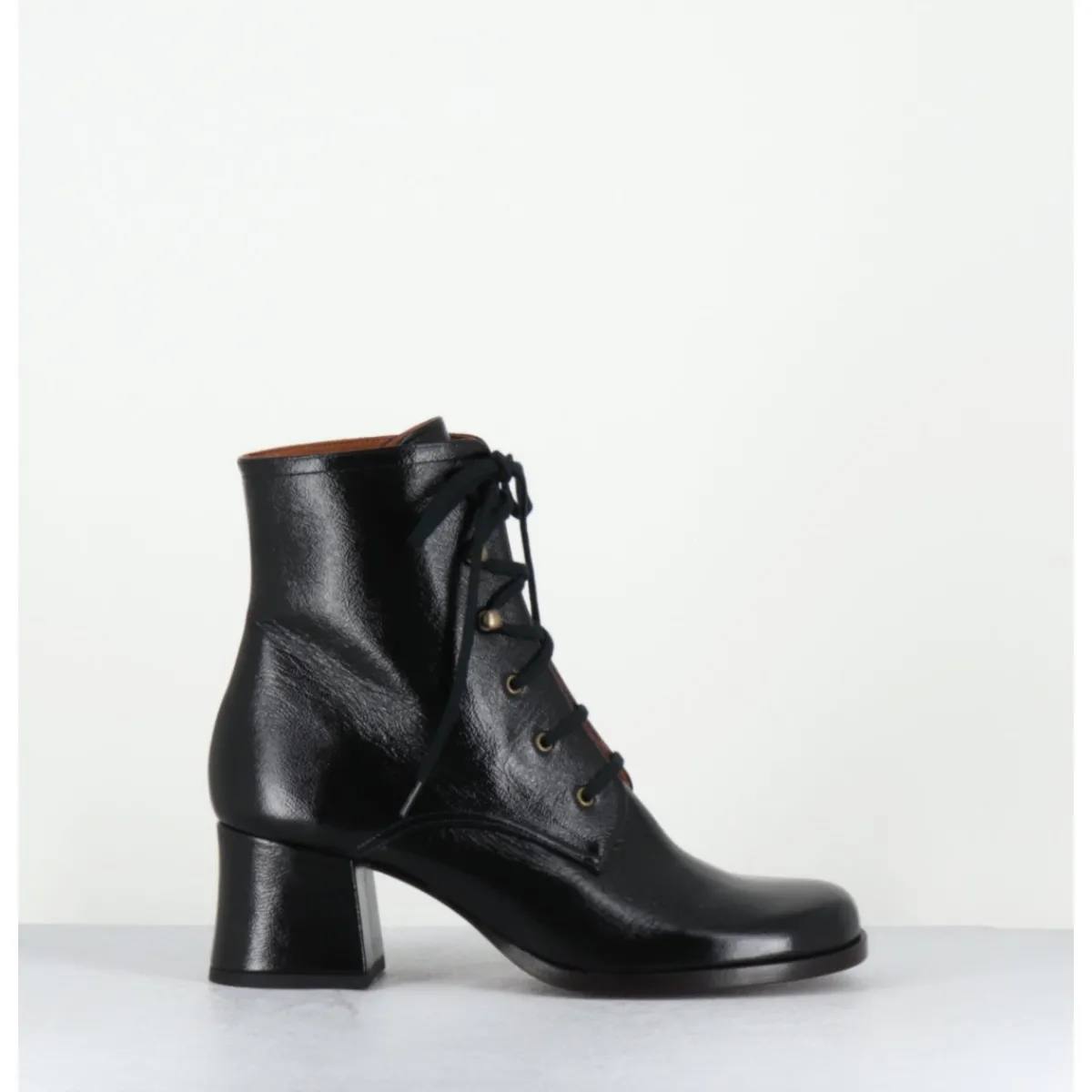 Boots^CHIE MIHARA Boots à lacets en cuir petit talon rétro - TAMUJO DUNPACK NEGRO NOIR