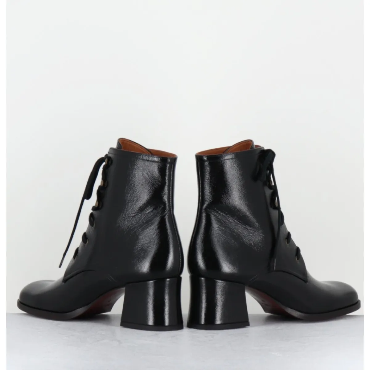 Boots^CHIE MIHARA Boots à lacets en cuir petit talon rétro - TAMUJO DUNPACK NEGRO NOIR