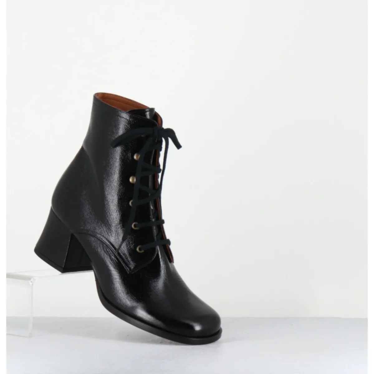 Boots^CHIE MIHARA Boots à lacets en cuir petit talon rétro - TAMUJO DUNPACK NEGRO NOIR
