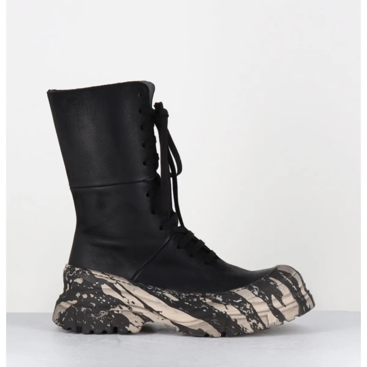 Boots^LOFINA Boots à lacets en cuir semelle imprimé militaire - 4142 GAS NERO NOIR