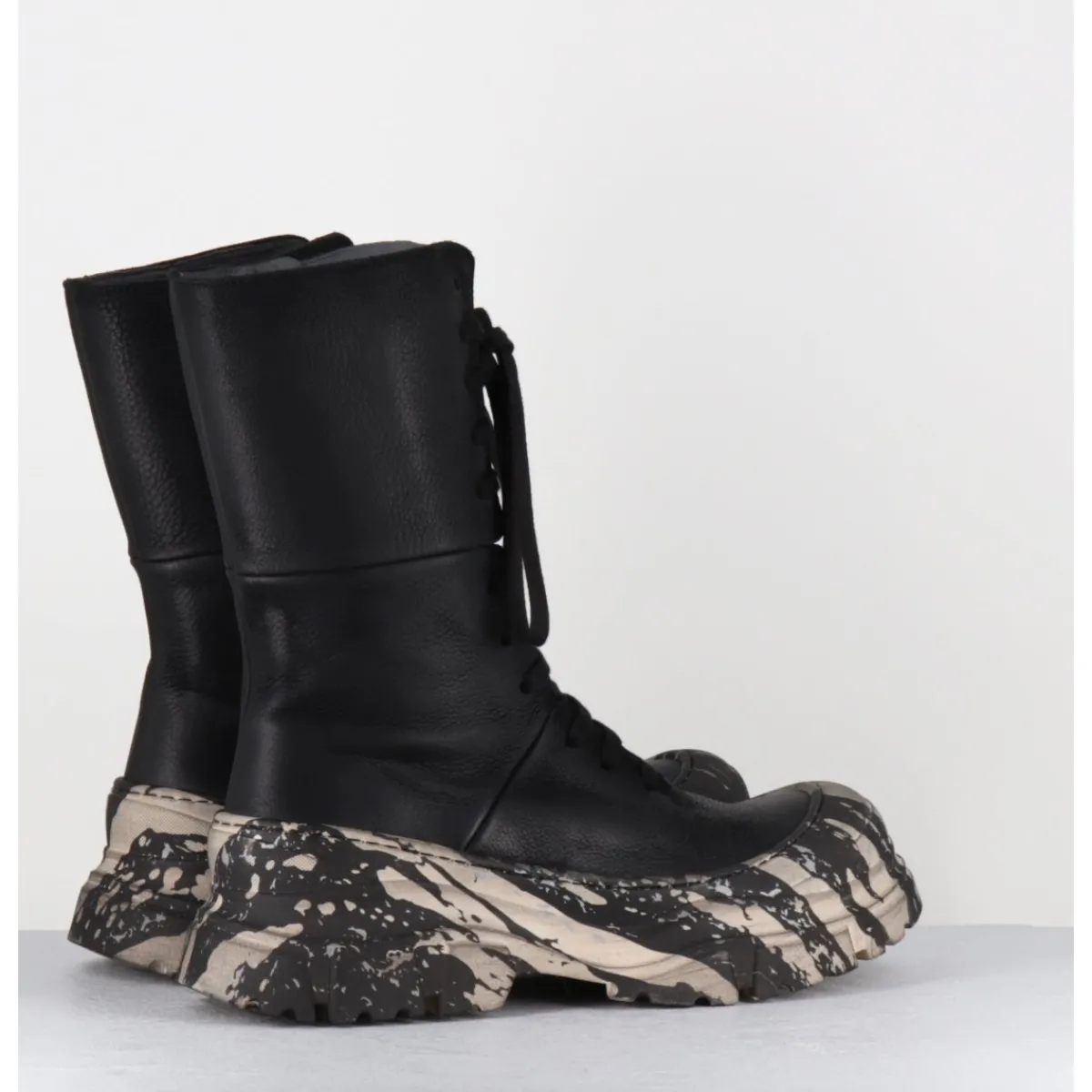Boots^LOFINA Boots à lacets en cuir semelle imprimé militaire - 4142 GAS NERO NOIR