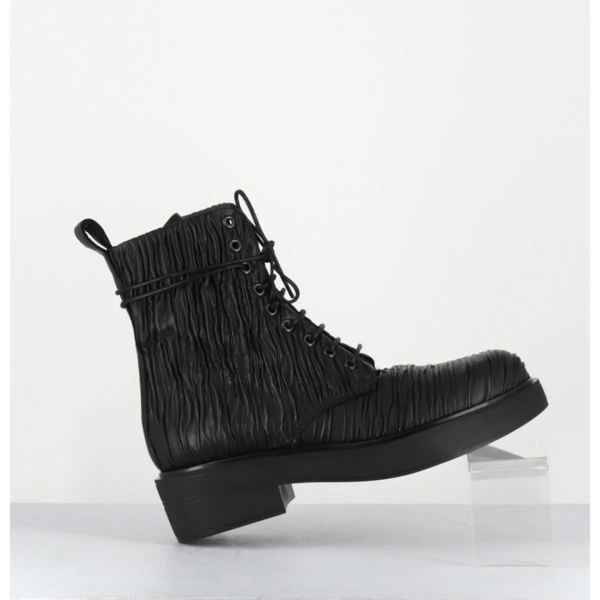 Boots^GARRICE LAB Boots à lacets en cuir plissé - OTARE PLISSE NERO NOIR