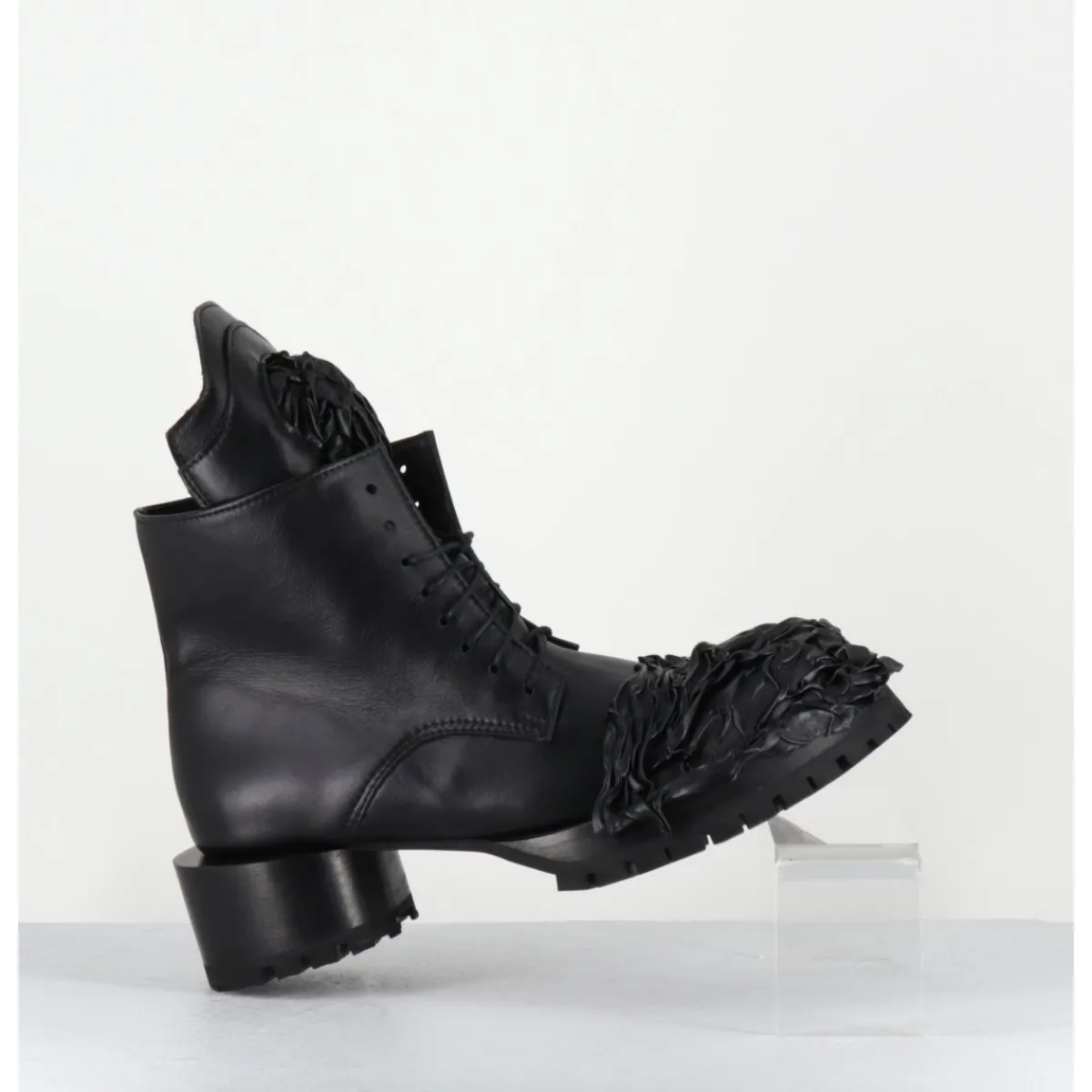Boots | Chaussures^SDM Boots à lacets talon cylindrique et cuir froissé - LAVA NAPPA NERO NOIR