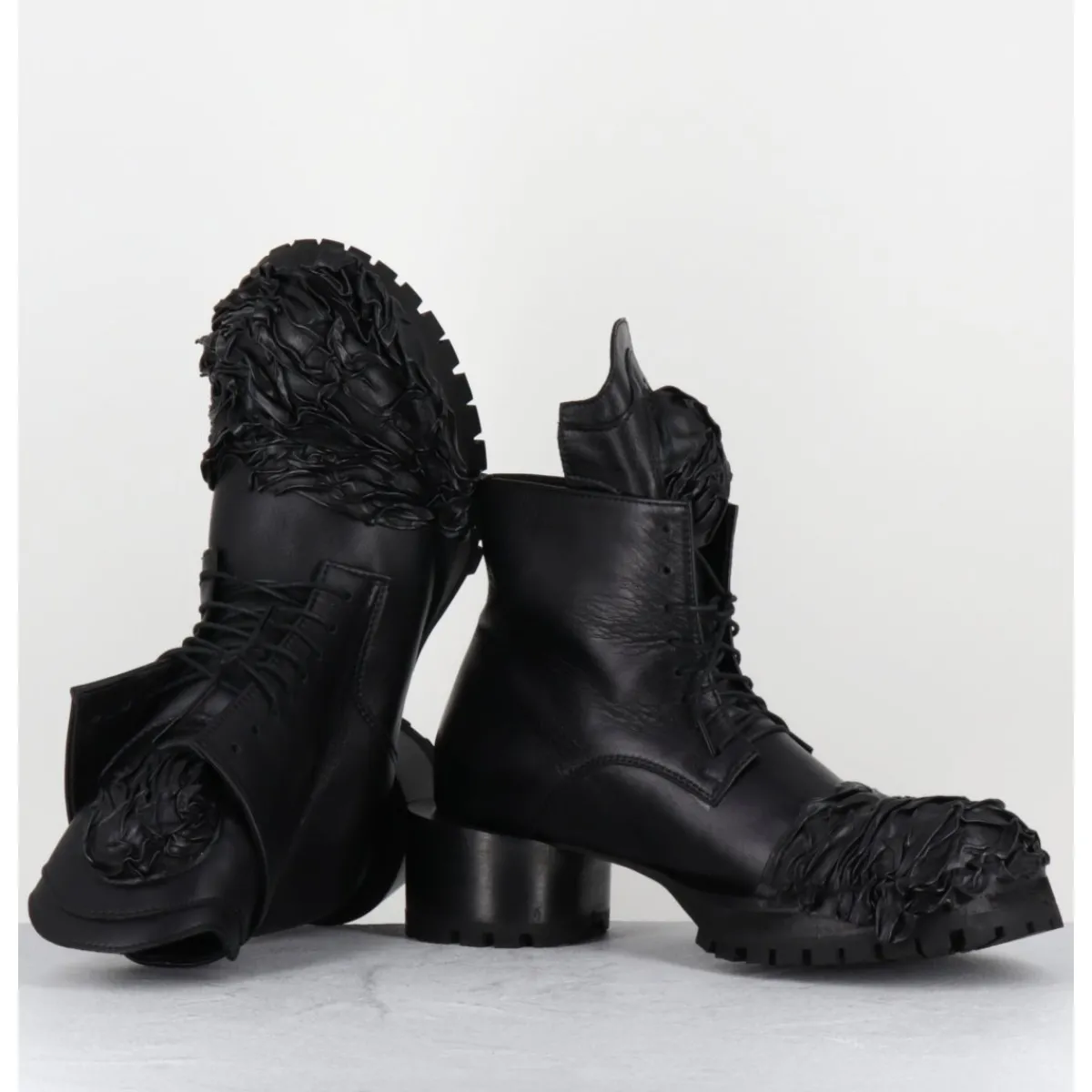 Boots | Chaussures^SDM Boots à lacets talon cylindrique et cuir froissé - LAVA NAPPA NERO NOIR