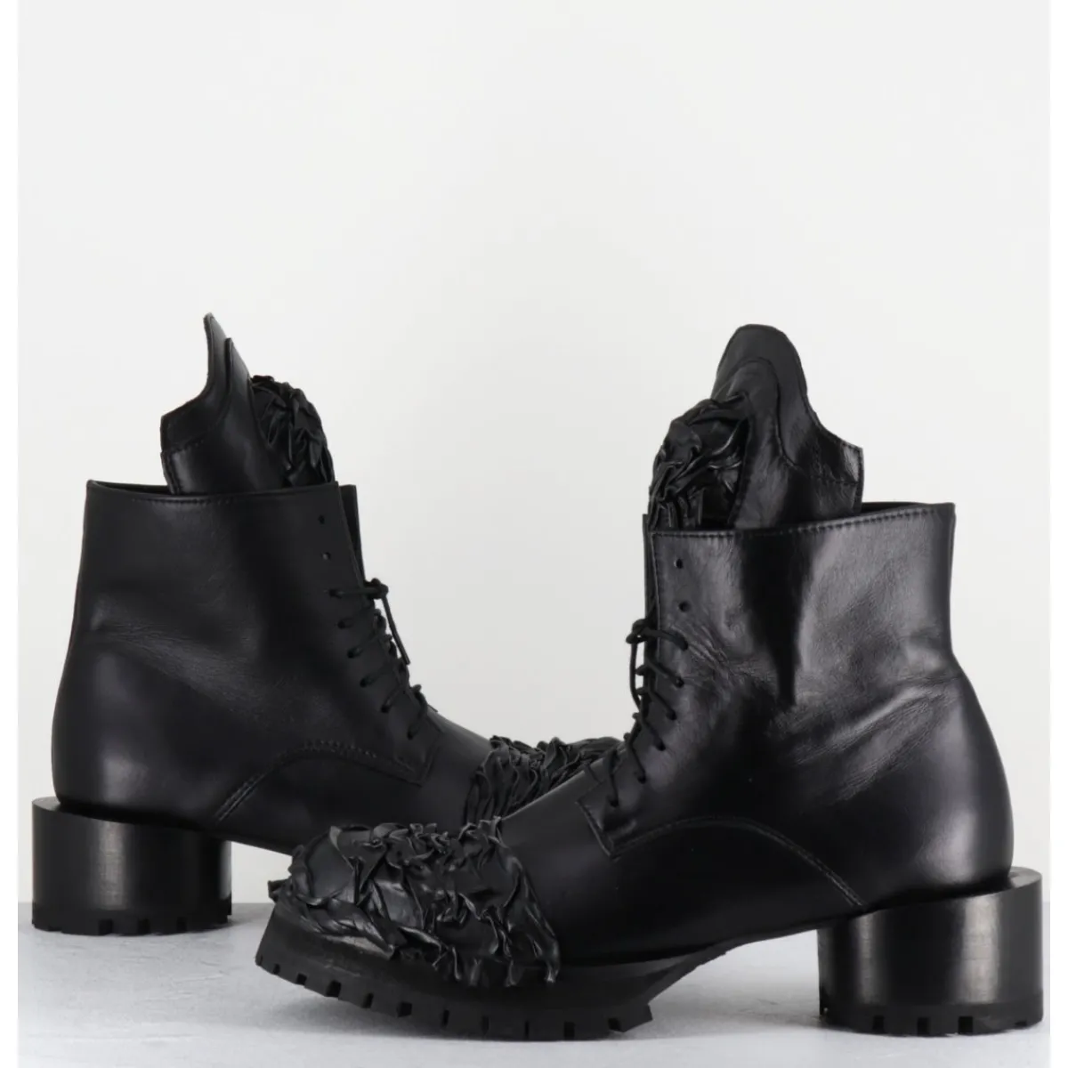 Boots | Chaussures^SDM Boots à lacets talon cylindrique et cuir froissé - LAVA NAPPA NERO NOIR