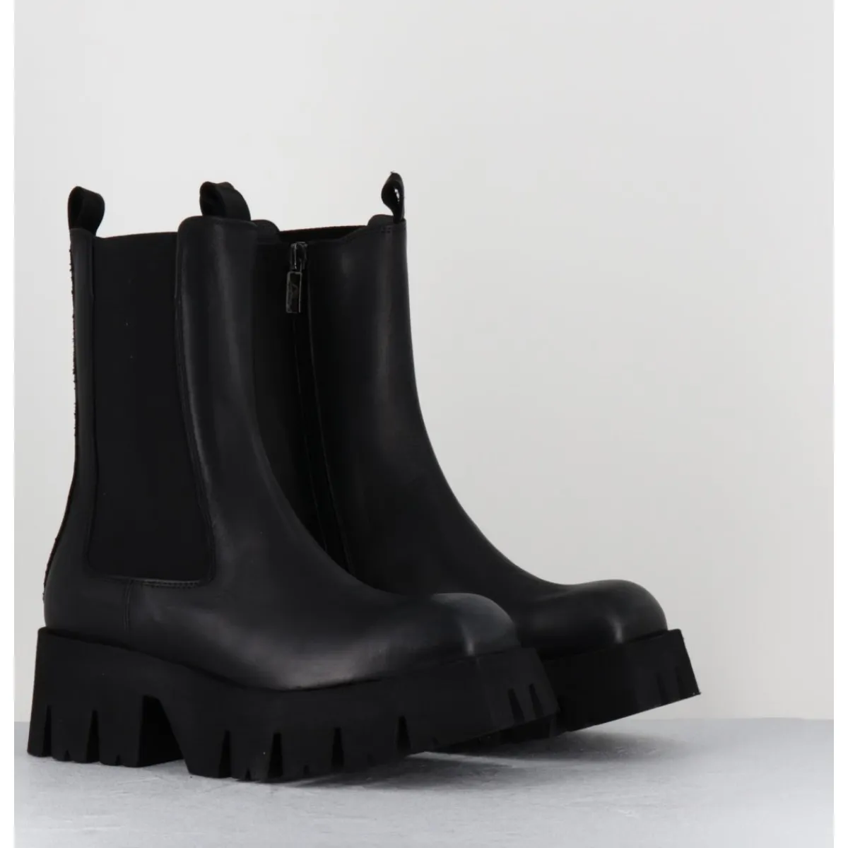 Boots^LOFINA Boots à élastique en cuir forme carré semelle légère - 4224 GAS NERO NOIR