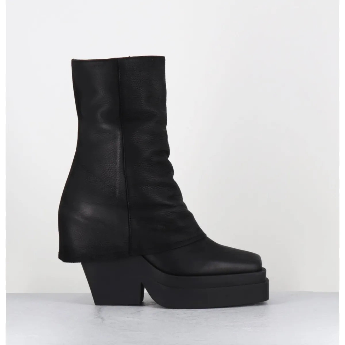 Boots | Plateformes^SORT AARHUS Boots à plateforme déstructurée en cuir gras - 6630 GAS NERO NOIR