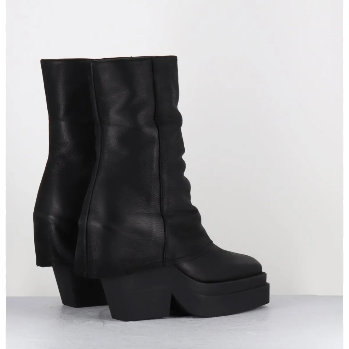 Boots | Plateformes^SORT AARHUS Boots à plateforme déstructurée en cuir gras - 6630 GAS NERO NOIR