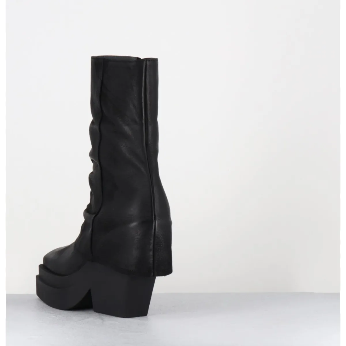 Boots | Plateformes^SORT AARHUS Boots à plateforme déstructurée en cuir gras - 6630 GAS NERO NOIR
