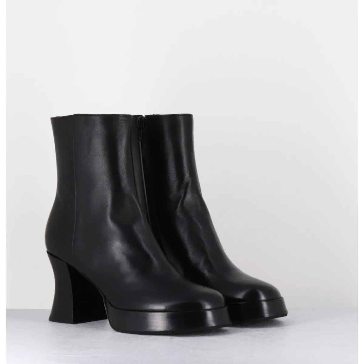Boots | Plateformes^GARRICE LAB Boots à plateforme en cuir talon rétro - BLAU NAPPA NERO NOIR
