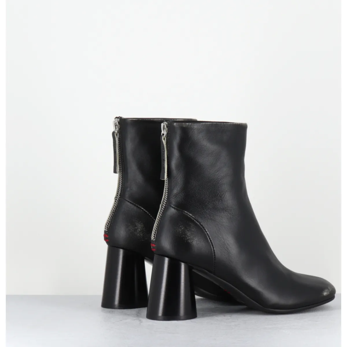 Boots^HALMANERA Boots à talon haut en cuir usé - ADA13 NIGER SHADE NOIR