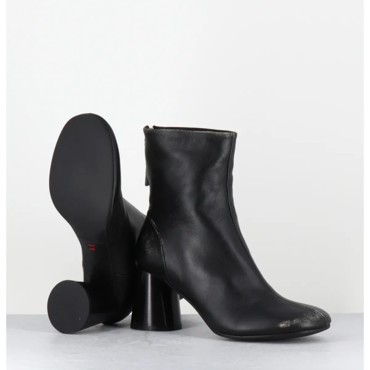Boots^HALMANERA Boots à talon haut en cuir usé - ADA13 NIGER SHADE NOIR