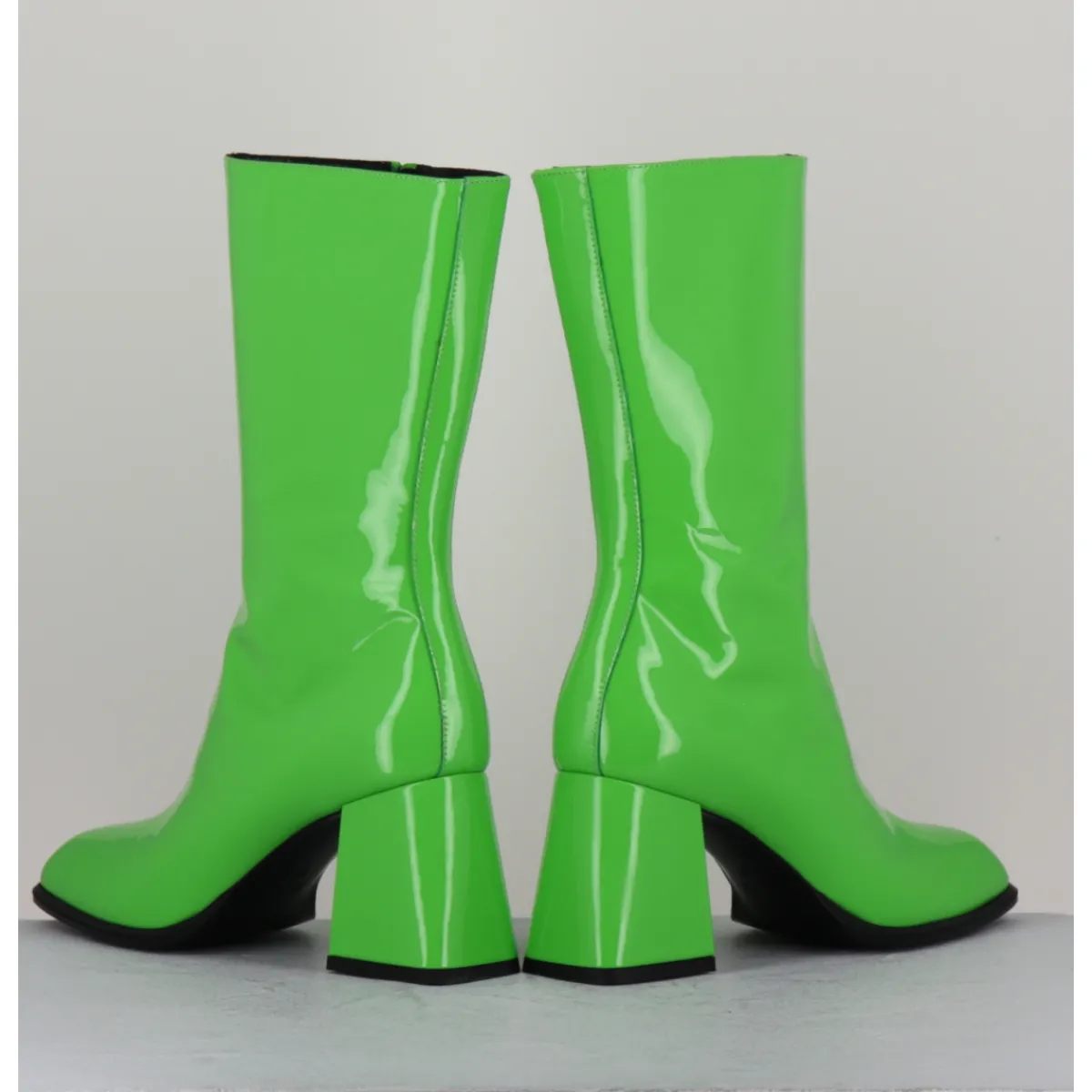 Boots^GARRICE LAB Boots à talon 70s en cuir vernis pomme - YA2240 VERDE VERT