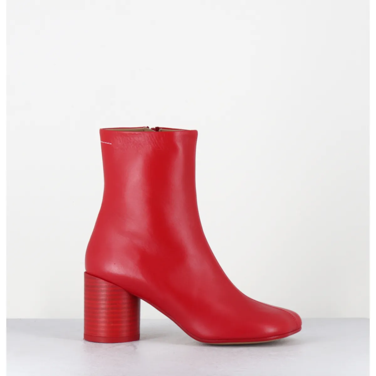 Boots^MM6 MAISON MARGIELA Boots anatomiques en cuir - S59WU0235 T4032 ROUGE