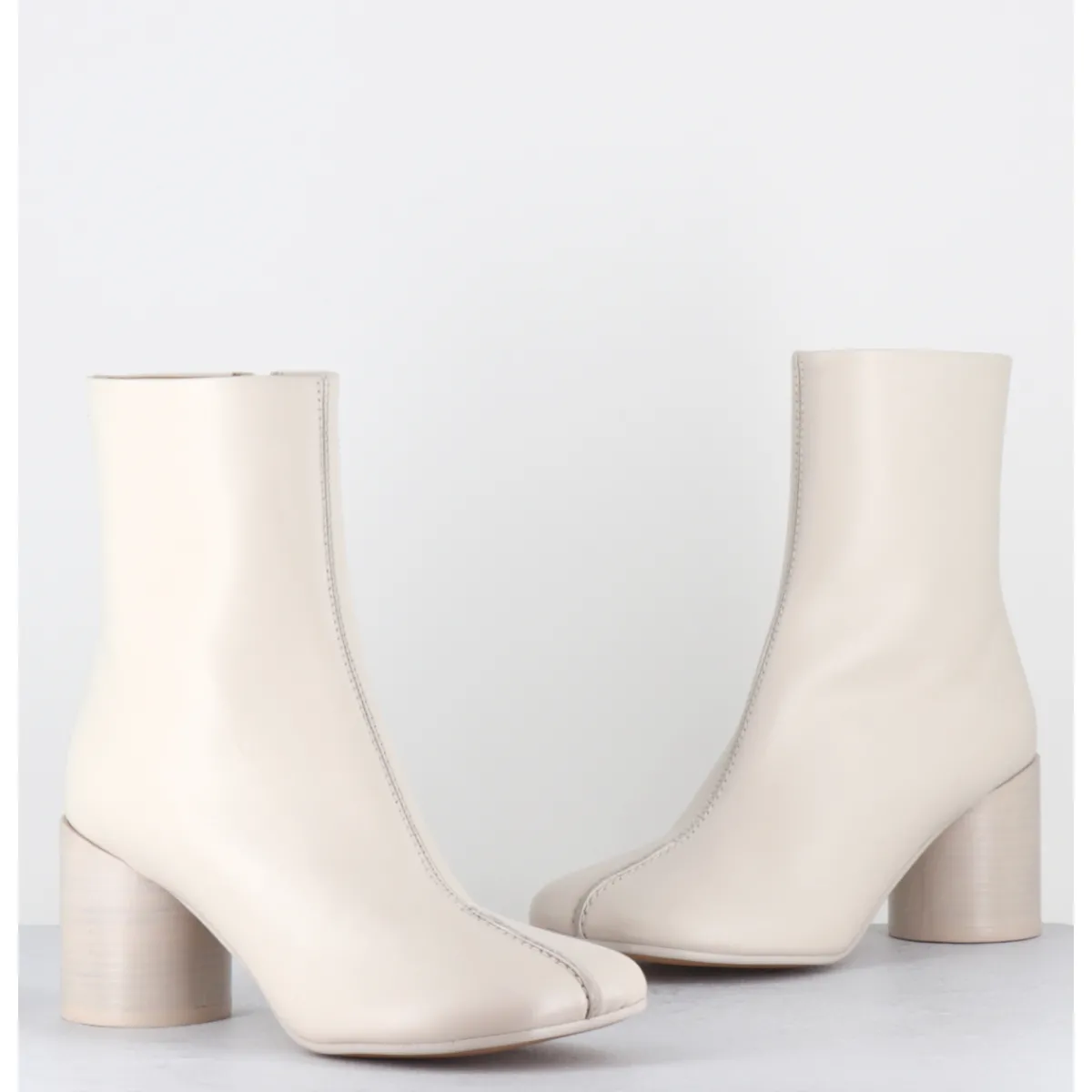 Boots^MM6 MAISON MARGIELA Boots anatomiques surpiqûre frontale en cuir cassé - S59WU0249 T2018 BLANC