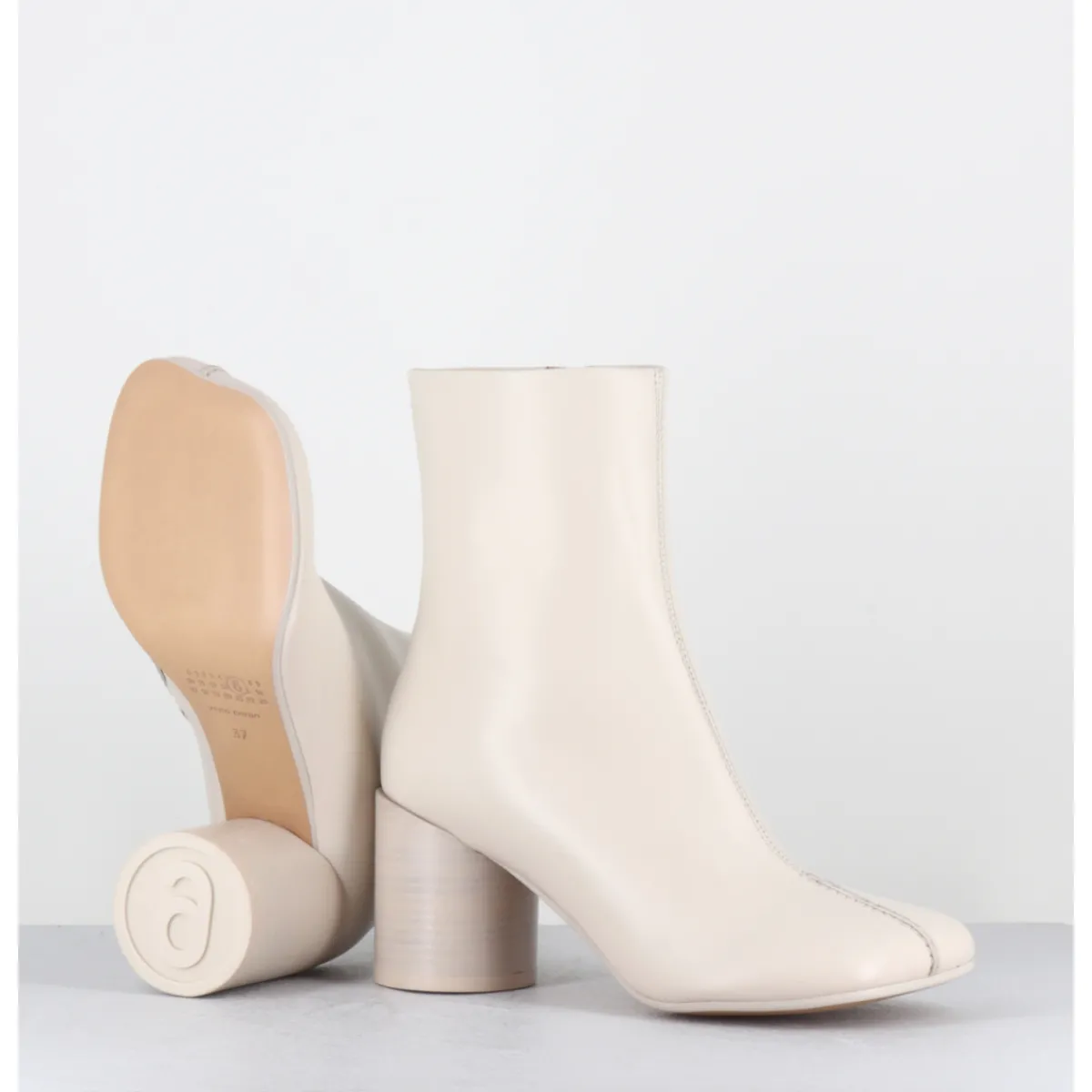 Boots^MM6 MAISON MARGIELA Boots anatomiques surpiqûre frontale en cuir cassé - S59WU0249 T2018 BLANC