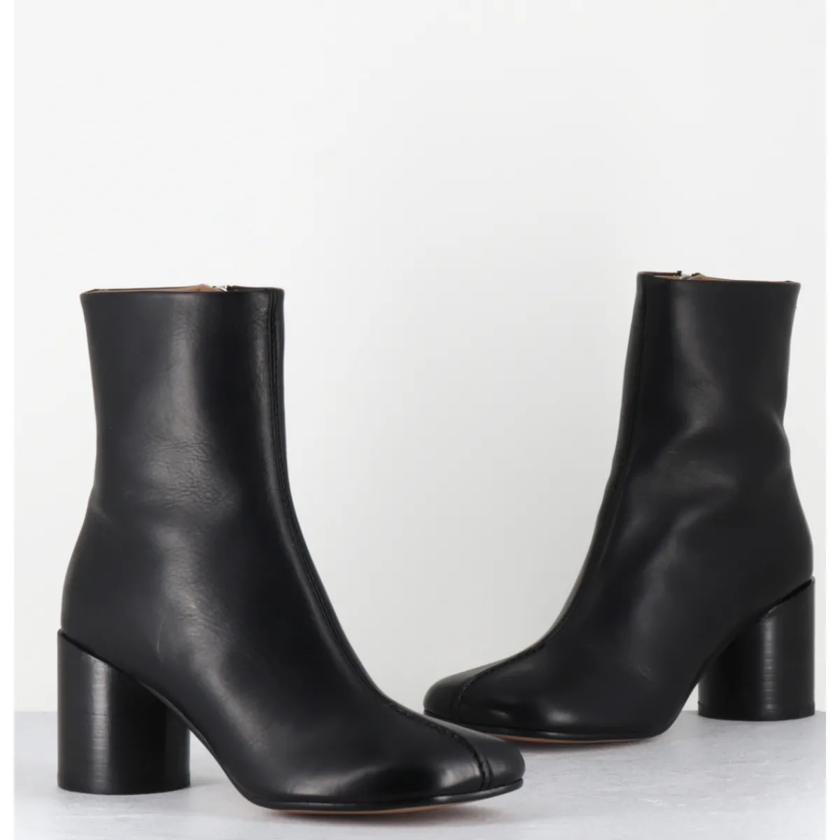 Boots^MM6 MAISON MARGIELA Boots anatomiques surpiqûre frontale en cuir - S59WU0249 T8013 NOIR