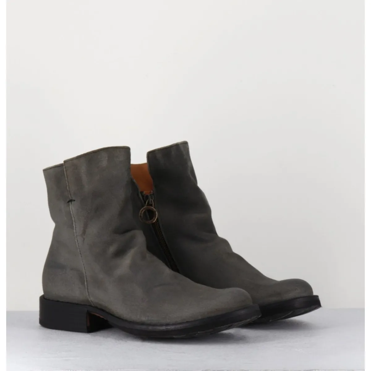 Boots | Bikers^FIORENTINI+BAKER Boots biker plates en daim gris - ELF-22 LAVAGNA BOOTS TAUPE