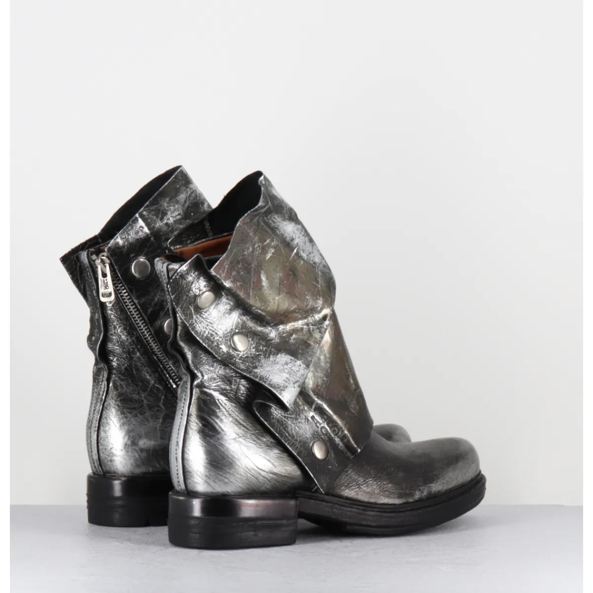 Boots | Bikers^A.S.98 Boots bikers en cuir métallisé et bonze - B80206 O ARGENT