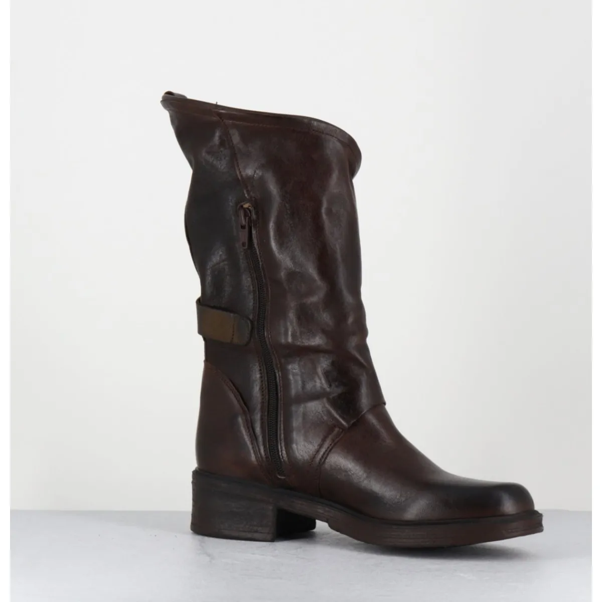 Boots | Bikers^GARRICE LAB Boots bikers plates en cuir asymétriques - RAGELI RAG T MORO MARRON