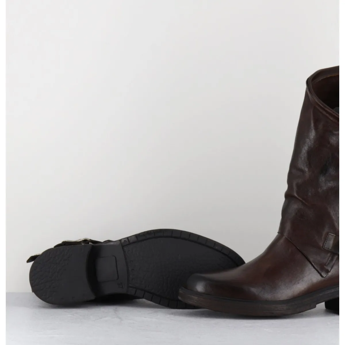 Boots | Bikers^GARRICE LAB Boots bikers plates en cuir asymétriques - RAGELI RAG T MORO MARRON