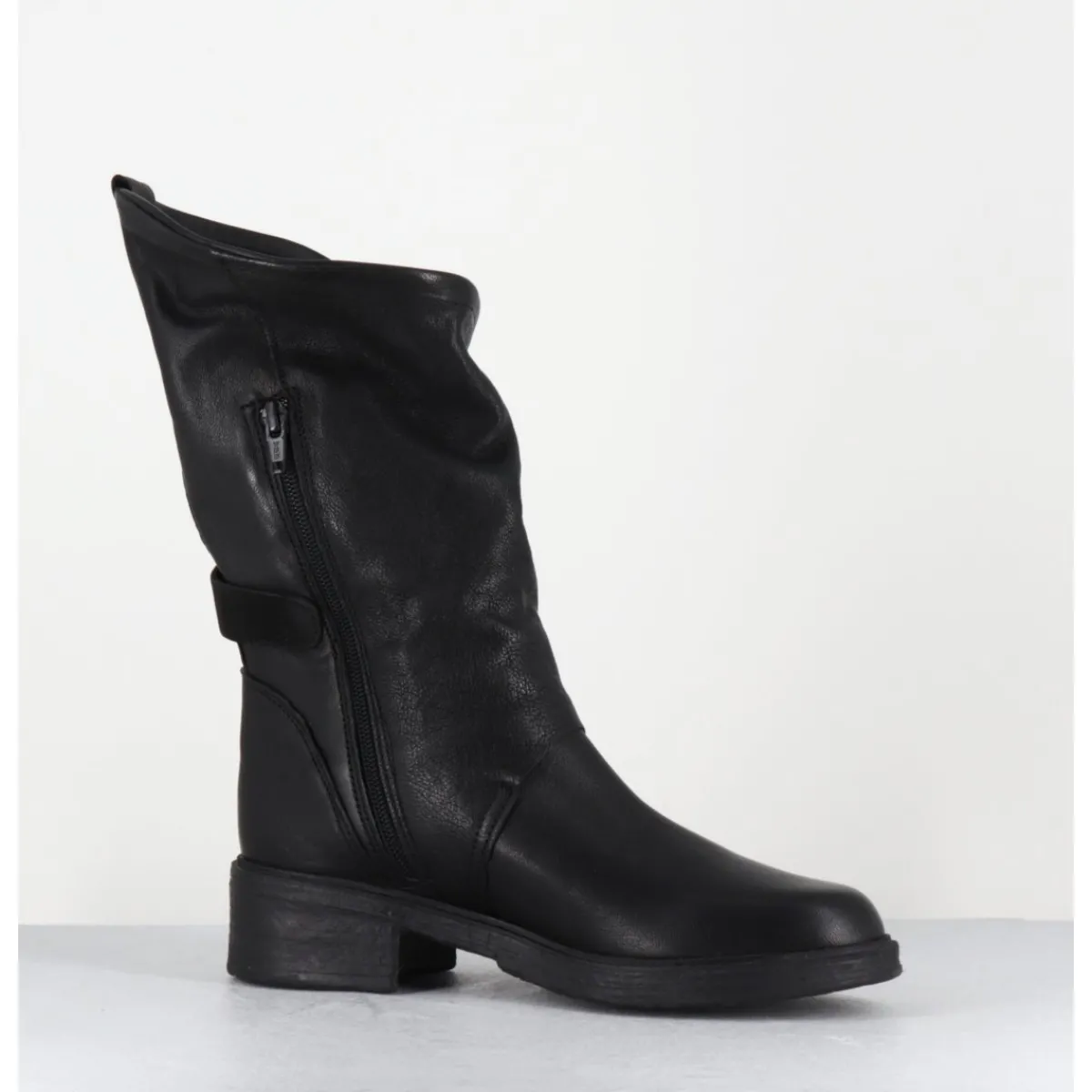 Boots | Bikers^GARRICE LAB Boots bikers plates en cuir asymétriques - RAGELI RAG NERO NOIR