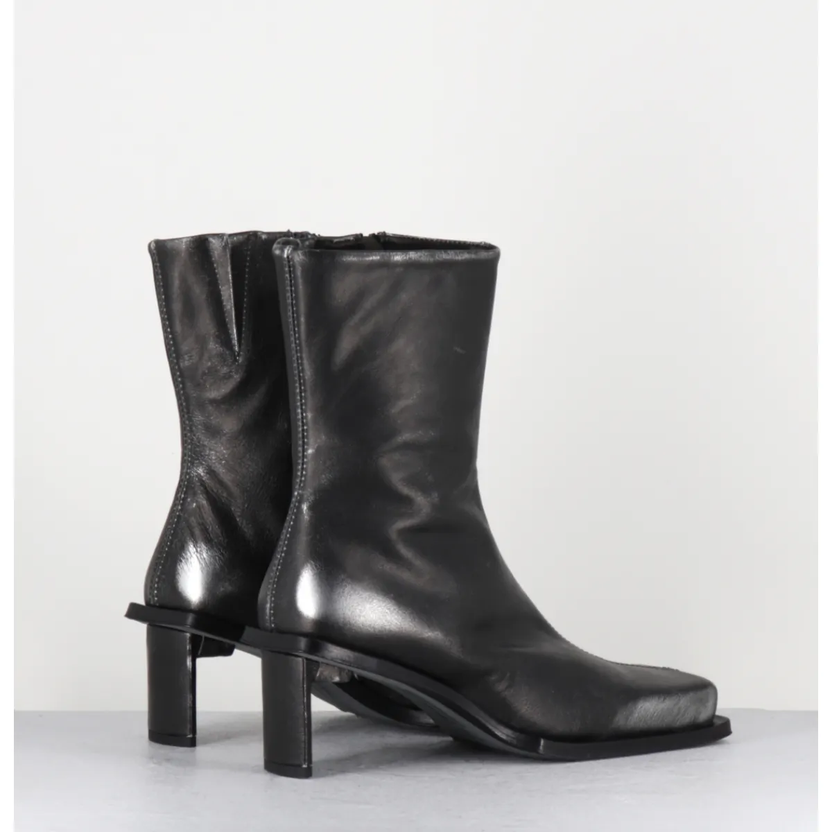 Boots^MIISTA Boots bout carré en cuir argent petit talon - BRENDA BRUSH METAL ANTHRACITE