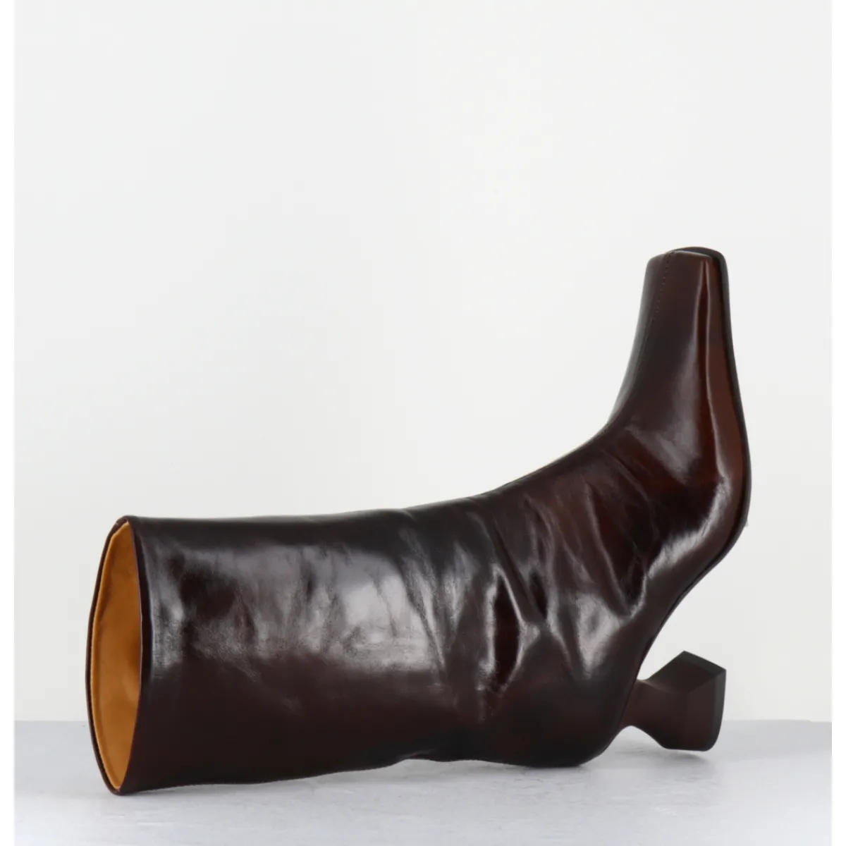Boots^MIISTA Boots bout carré en cuir froisse talon gomme - SHONA BROWN BOOTS MARRON