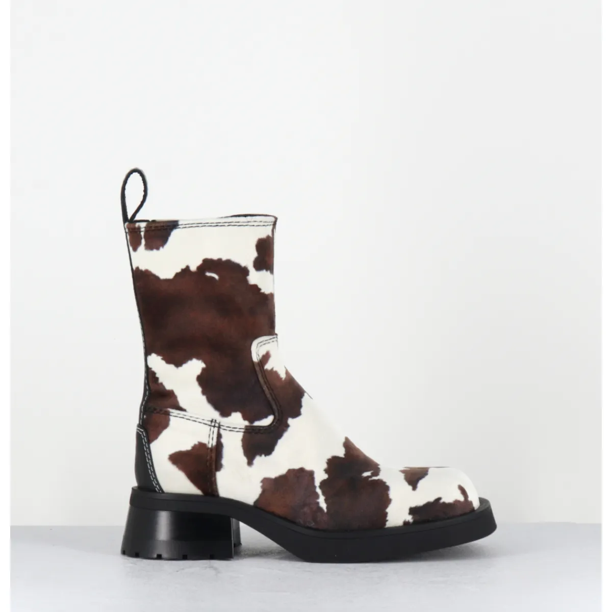 Boots^E8 BY MIISTA Boots bout carré imprimé vache - YOLANDA COW BOOTS