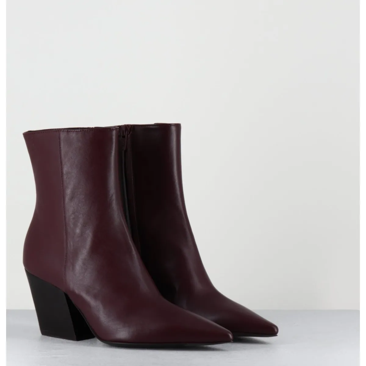 Boots^GARRICE LAB Boots bout pointu en cuir prune talon biseauté - SWAN NAPPA MOGANO BORDEAU