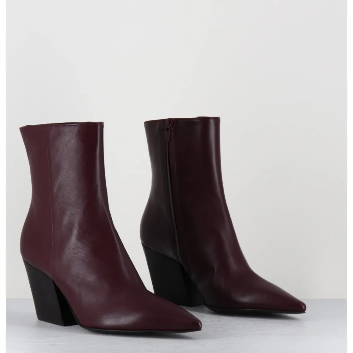 Boots^GARRICE LAB Boots bout pointu en cuir prune talon biseauté - SWAN NAPPA MOGANO BORDEAU