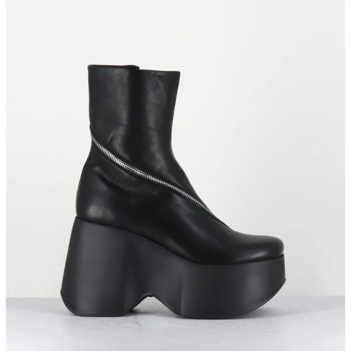 Boots | Plateformes^VIC MATIE Boots compensés en cuir zip asymétrique - 1D7562 ISLAND BLACK NOIR