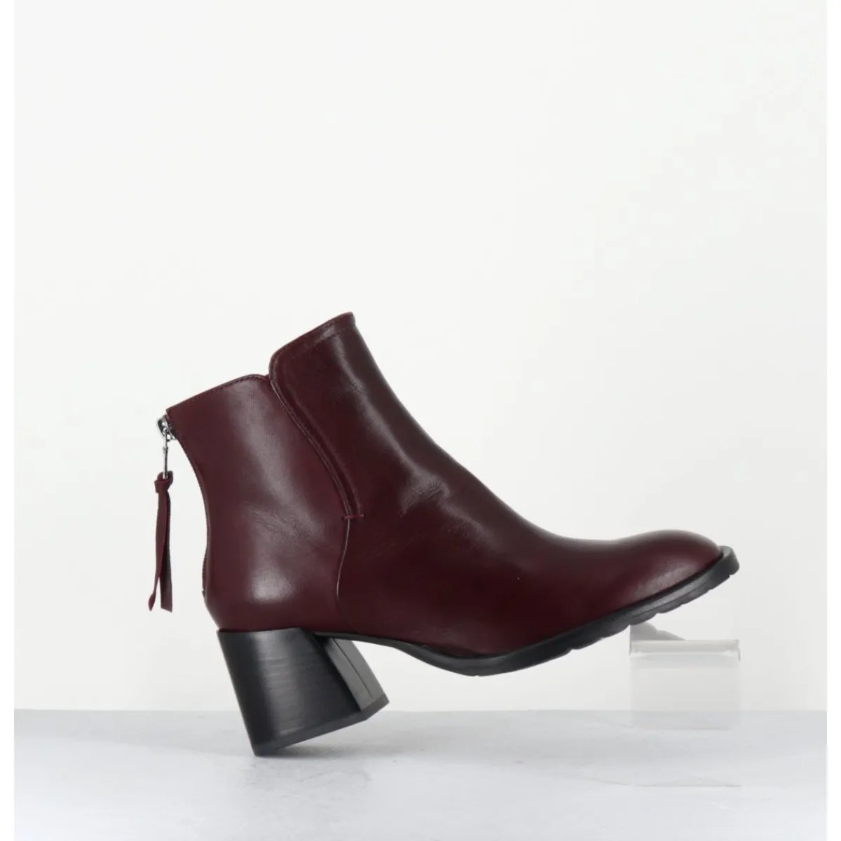 Boots^MARA BINI Boots courtes en cuir souple x - W230427 SETA RUBINO BORDEAU