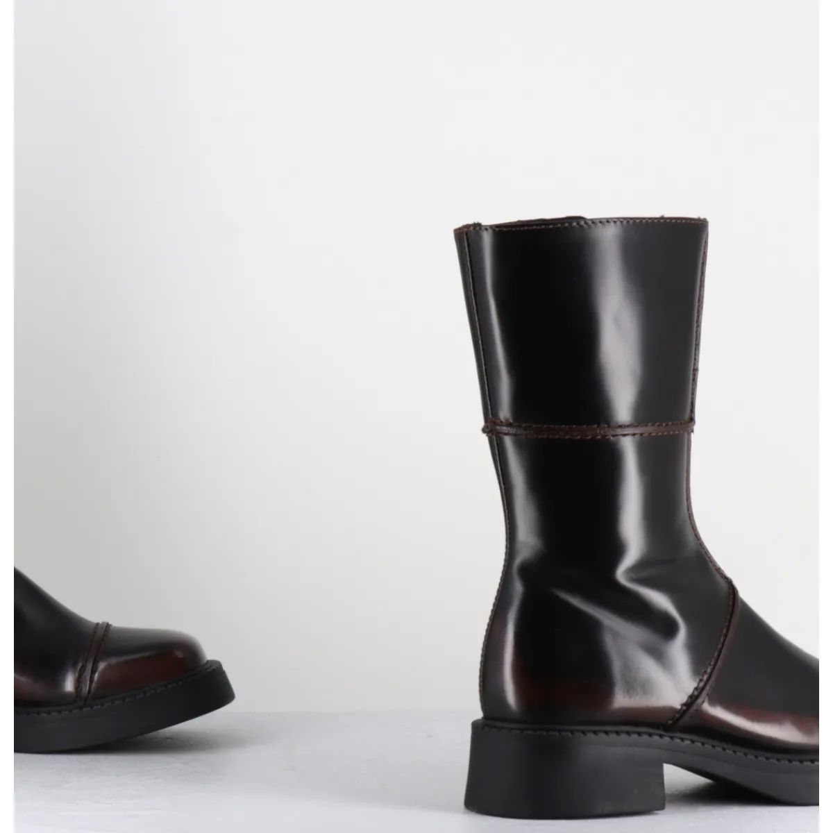 Boots^E8 BY MIISTA Boots cuir brossé bout carré 90s - DAHLIA DARK BROWN BOOTS MARRON