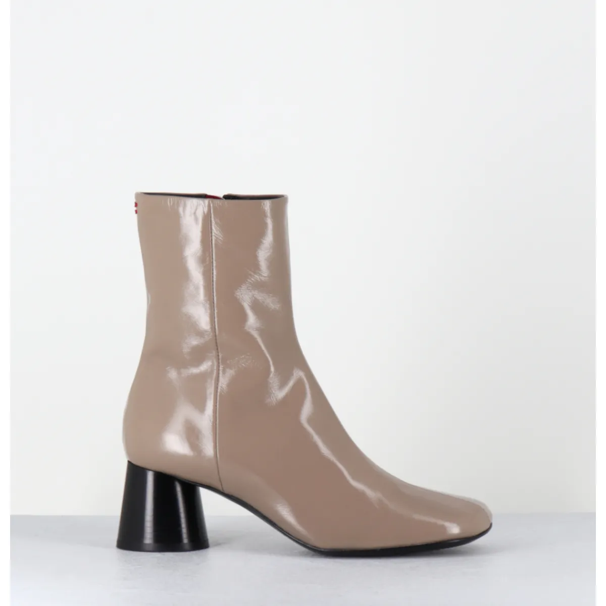 Boots^HALMANERA Boots en cuir brillant taupe talon cylindrique - DANI04 GLAZE TORTORA BEIGE
