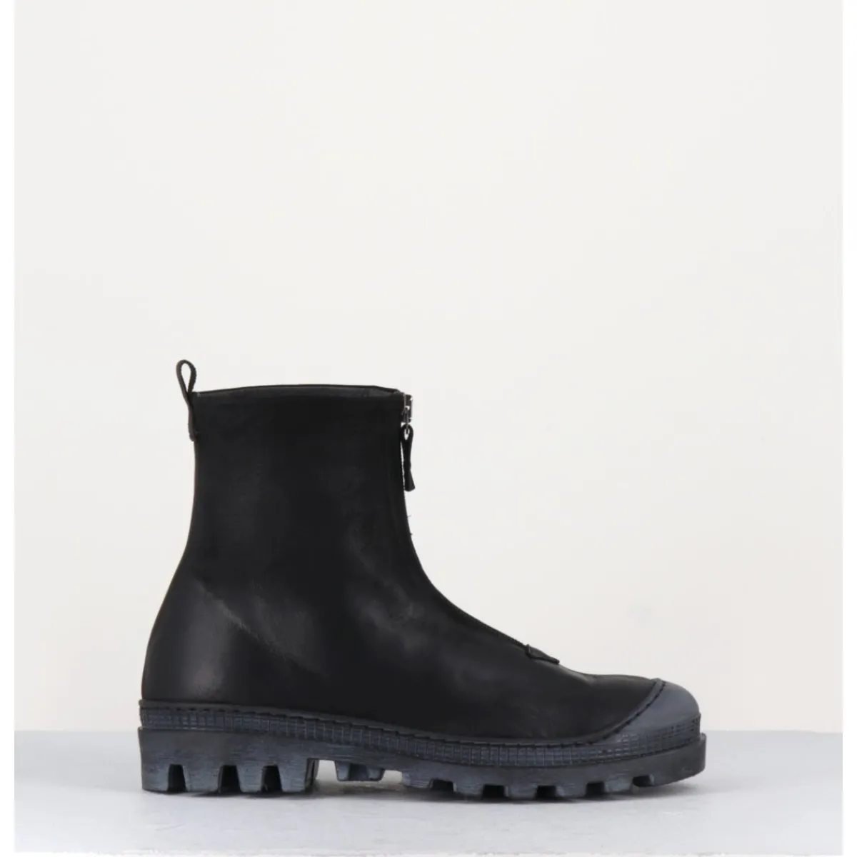 Boots^LOFINA Boots en cuir gras avec zip centrale - I6-967 BLACK NOIR