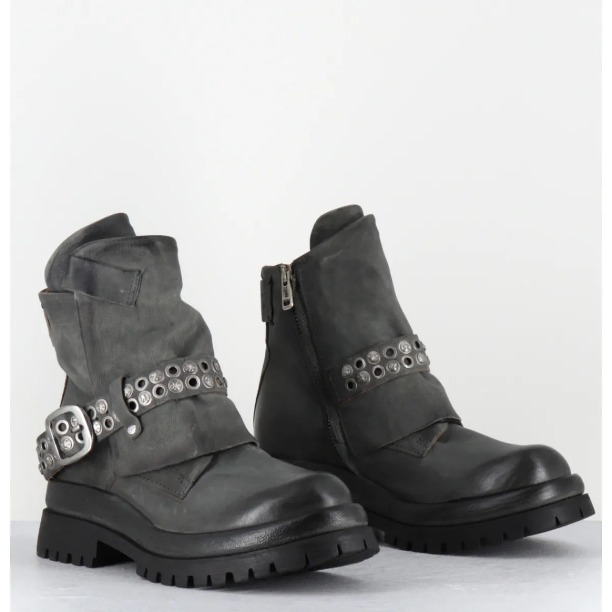 Boots^A.S.98 Boots en cuir sangle cloutée semelle épaisse - B51221 SMOKE GRIS