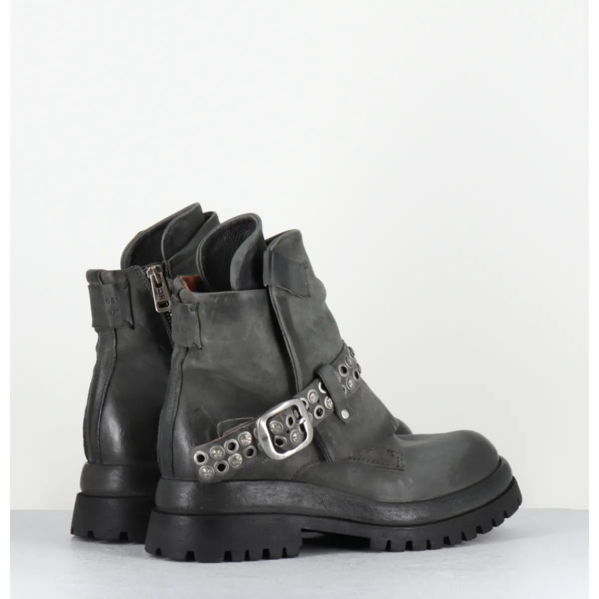 Boots^A.S.98 Boots en cuir sangle cloutée semelle épaisse - B51221 SMOKE GRIS