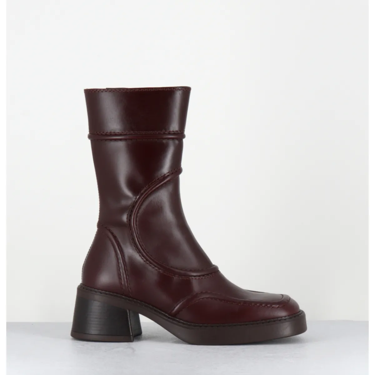 Boots^E8 BY MIISTA Boots en cuir avec surpiqûres 90s - MALENE NEW BROWN BOOTS MARRON