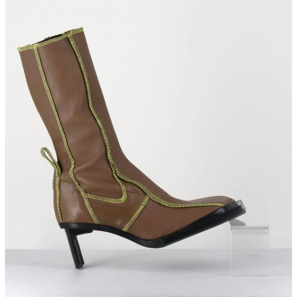 Boots^MIISTA Boots en cuir marron coutures graphiques vertes - EIMI GREEN BOOTS