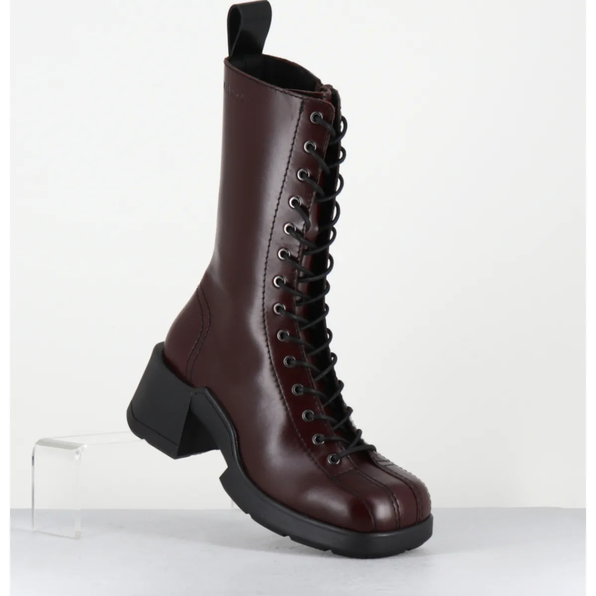 Boots^E8 BY MIISTA Boots en cuir surpiqûres et lacets noirs - INGE BROWN ANKLE BOOTS MARRON