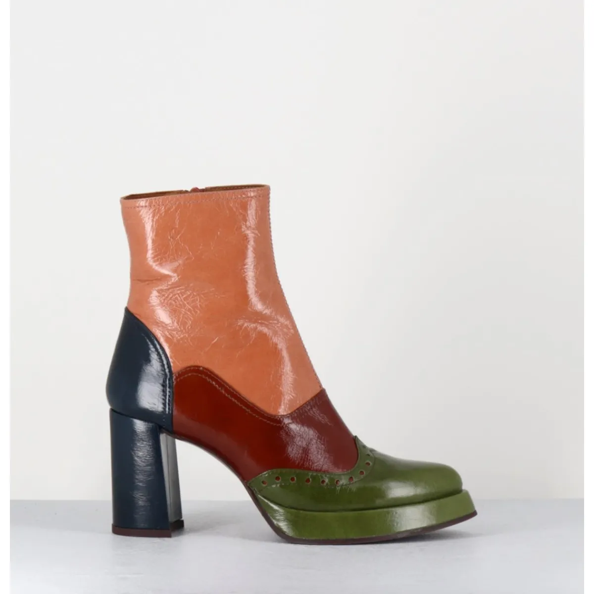 Boots^CHIE MIHARA Boots en cuir multicolore & bout pointu fleuri - FAYU MASERATI MILI