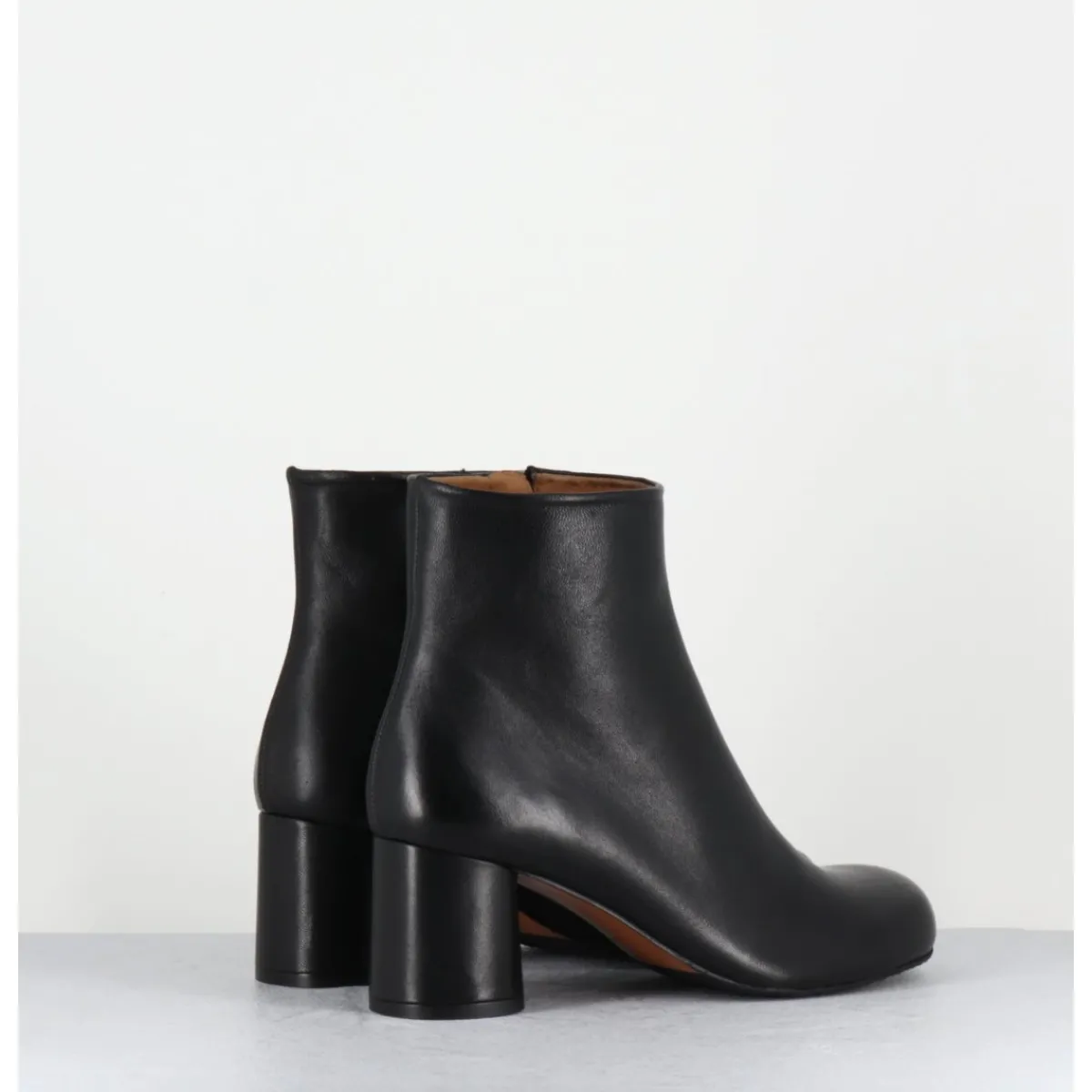 Boots^AUDLEY Boots en cuir à talon ligne minimaliste - SAKA NAPPA BLACK NOIR